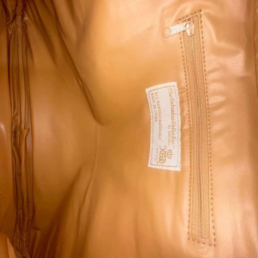 Vintage Map Print Travel Bag with Brown Accents - Picture 16 of 16